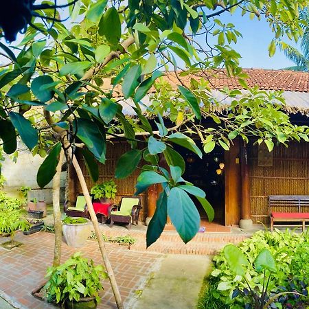 Under The Coconut Tree Hoi An Homestay Экстерьер фото