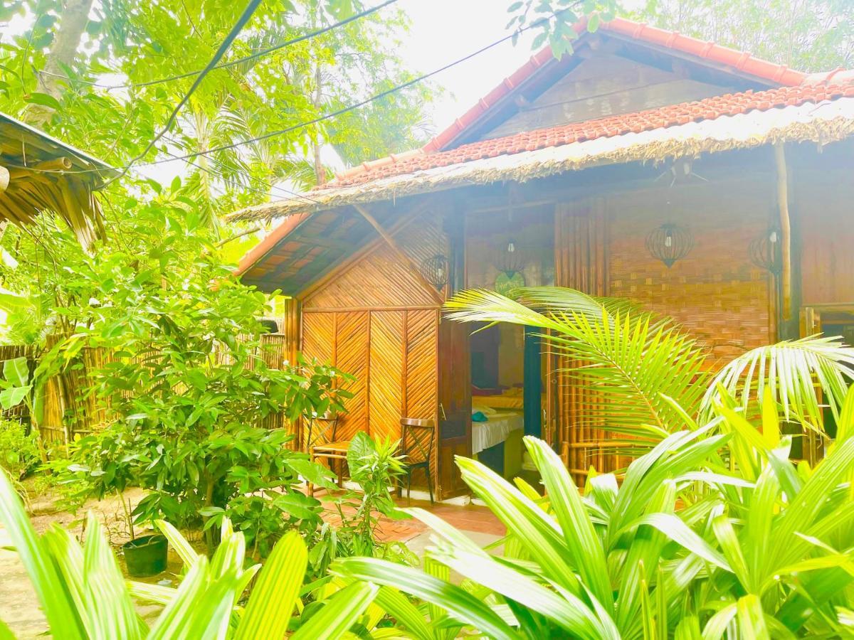 Under The Coconut Tree Hoi An Homestay Экстерьер фото